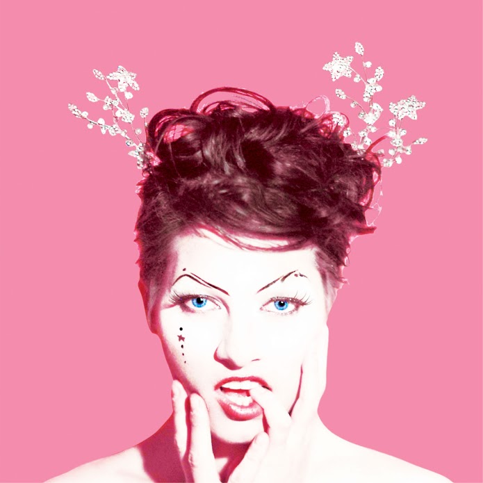 10_amandapalmer_theatreisevil